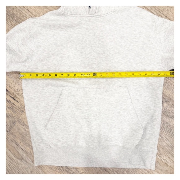 Pull and Bear White Hoodie - Picture 4 of 6